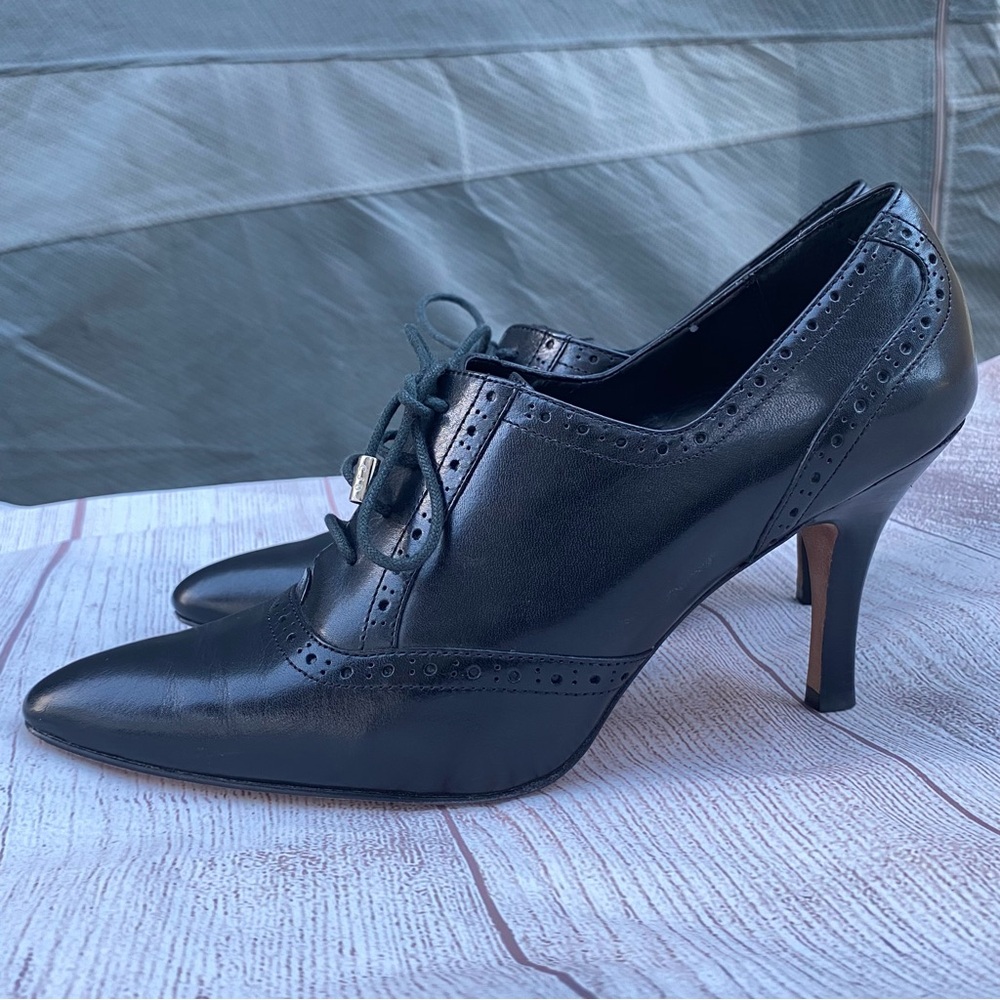 CIRCA- Joan and David. Elegant Black Women's Oxford Heels